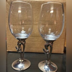 NWT TablaHouse Playful Silver Stem Pair of Wine Glasses